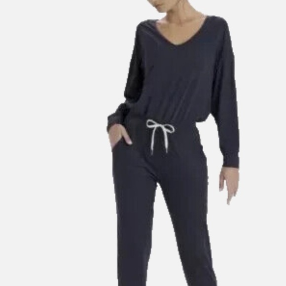 Vuori Lux Long Sleeve Jumpsuit - Picture 3 of 12